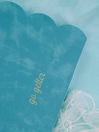 Go Getter A5 Undated Daily Planner - Scalloped Soft Bound- Wrinkled Teal