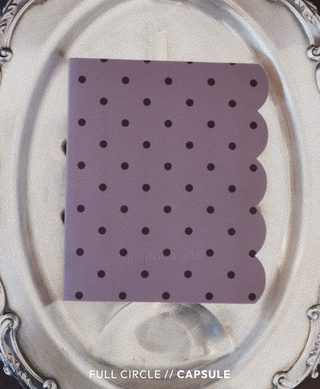 FULL CIRCLE. CAPSULE. A5 UNDATED DAILY SCALLOPED PLANNER. Linen.