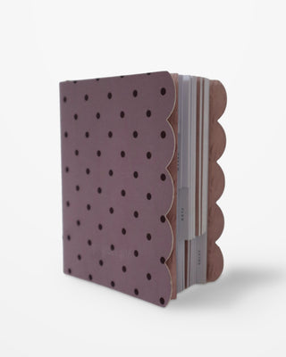 FULL CIRCLE. CAPSULE. A5 UNDATED DAILY SCALLOPED PLANNER. Linen.